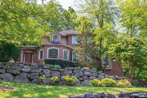 6 Briscoe, Ringwood, NJ 07456