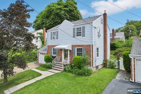 53 Hillcrest Drive, Dumont, NJ 07628