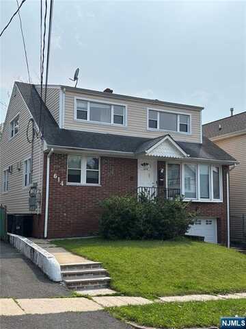 614 6th Avenue 1, Lyndhurst, NJ 07071