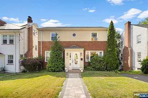 21 Livingston Avenue, Kearny, NJ 07032