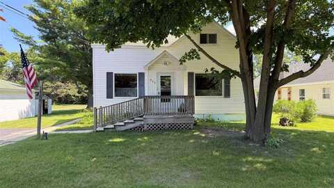 900 May, Charlevoix, MI 49720
