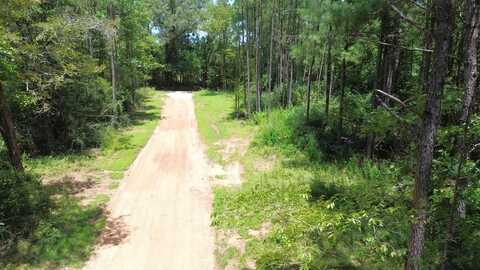 5675 CR 1050, Kennard, TX 75847