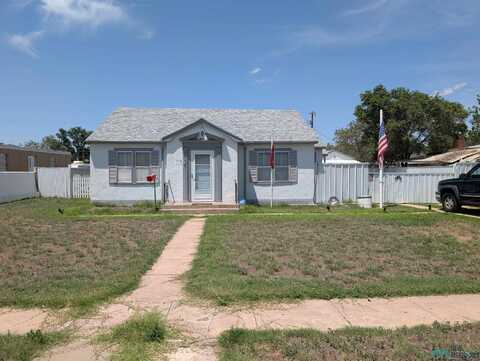 912 W 14th Street, Portales, NM 88130