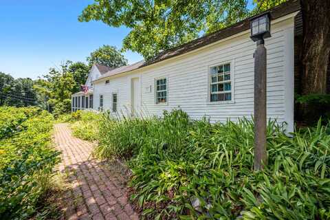 41 Scribner Road, Fremont, NH 03044