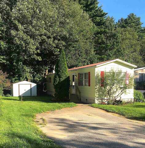 19 Winter Street, Belmont, NH 03220