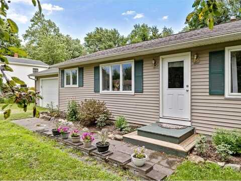 102 McGinn Drive, Saint Albans, VT 05478