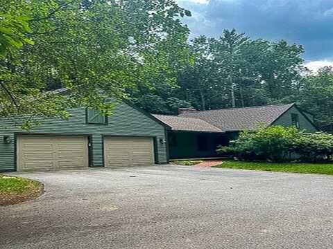 65 Baer Road, Rollinsford, NH 03869