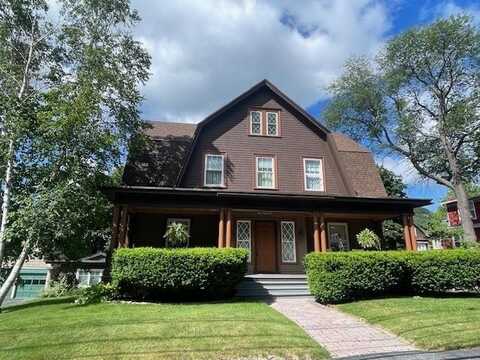 135 High Street, Berlin, NH 03570