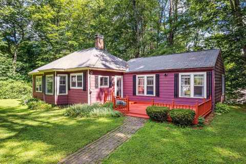 38 Cardinal Drive, Hartford, VT 05088