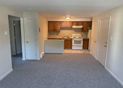 2 Grand Avenue, Nashua, NH 03060