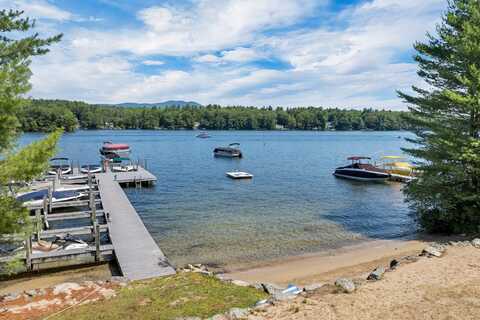 10 Woodridge Road, Moultonborough, NH 03254