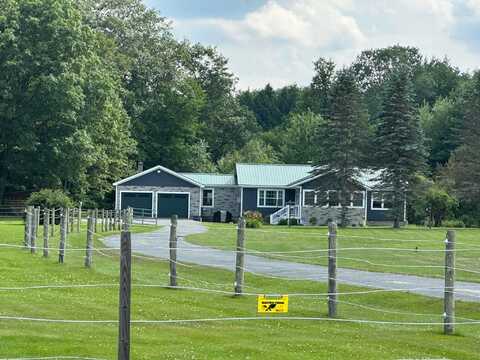 630 Plains Road, Monroe, NH 03771