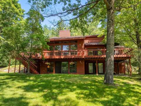 32 Beech Hill Road, Campton, NH 03223