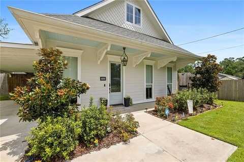 208 E PECAN Street, Ponchatoula, LA 70454