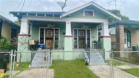 7117 FIG Street, New Orleans, LA 70125