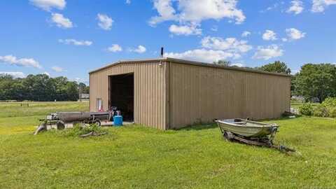 611 S Ash Street, Nowata, OK 74048