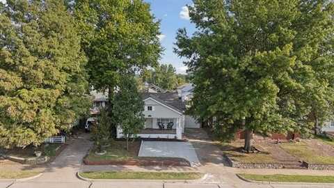 1911 E 13th Place, Tulsa, OK 74104