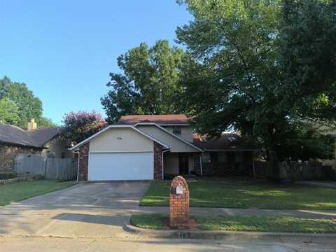 213 W Quanah Street S, Broken Arrow, OK 74011