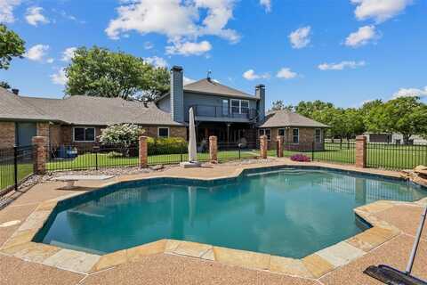 608 Fairbrook Drive, Lucas, TX 75002