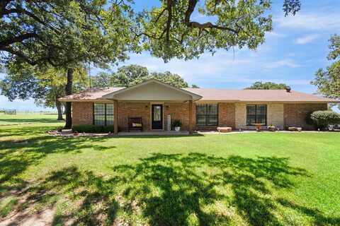 1731 Redbird Lane, Bowie, TX 76230