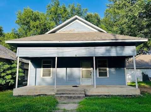 320 NW 9th St, Paris, TX 75460