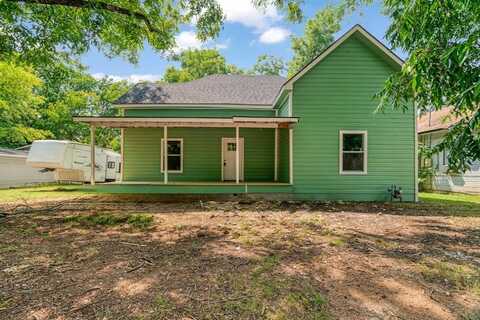 562 SW 1ST, Paris, TX 75460
