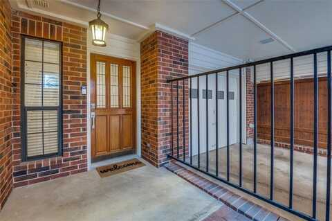 3235 Cole Avenue, Dallas, TX 75204