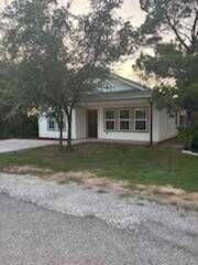 920 Arkansas River Drive, Granbury, TX 76048