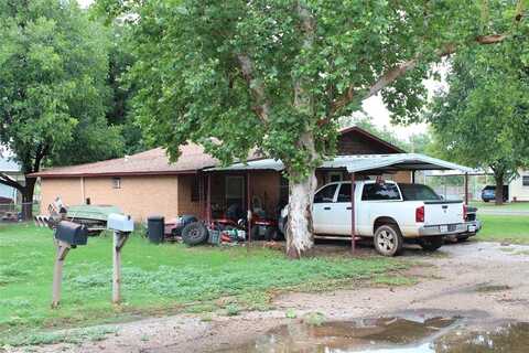 610 S 3rd Street, Knox City, TX 79529