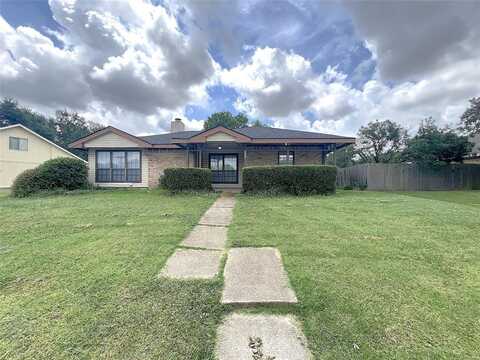 404 Lincoln Drive, Plano, TX 75023