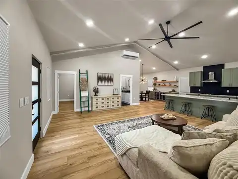 2019 N Lake Drive, Weatherford, TX 76085