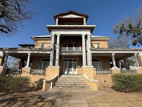 207a NW 4th Avenue, Mineral Wells, TX 76067