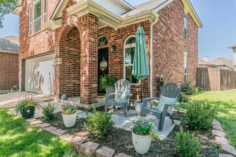 5463 Pecan Creek Circle, Fort Worth, TX 76244