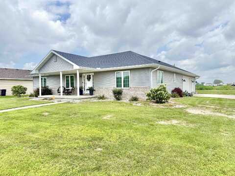 1302 CLAIRMONT CIR, Sergeant Bluff, IA 51054