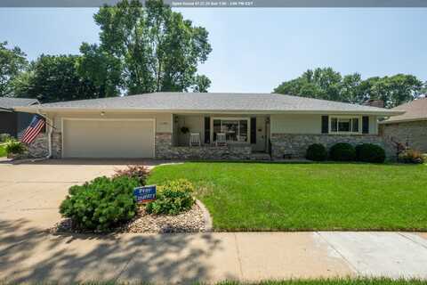 4408 CROWN POINT CT, Sioux City, IA 51106