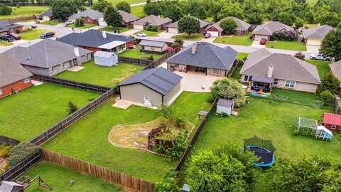 917 Westbury Terrace, Yukon, OK 73099
