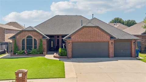 312 N Sam Houston Way, Mustang, OK 73064