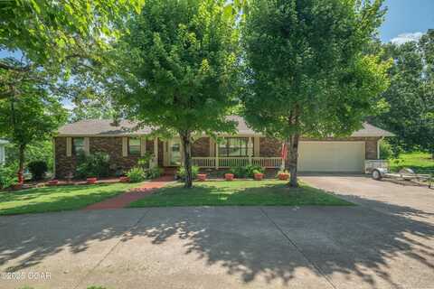 2111 S High Street, Neosho, MO 64850