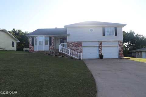 1402 Sunshine Drive, Neosho, MO 64850