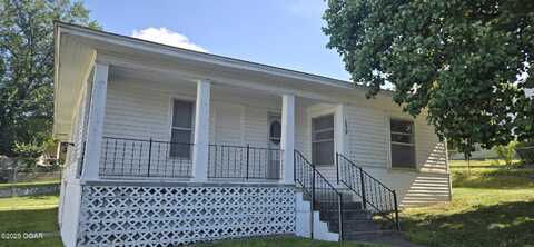 139 E Newton Street, Granby, MO 64844