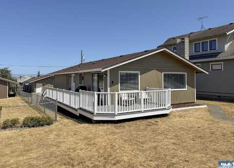 521 W 9th Street, Port Angeles, WA 98362