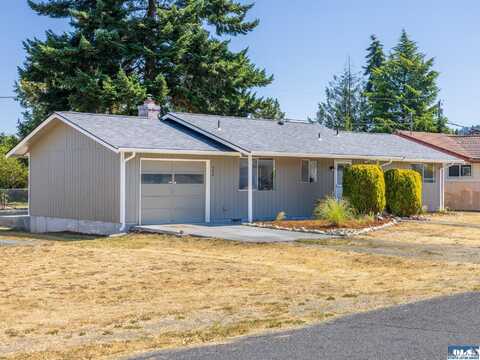 406 N Matriotti Ave, Sequim, WA 98382