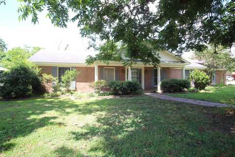 190 W. Cypress Street, Charleston, MS 38921