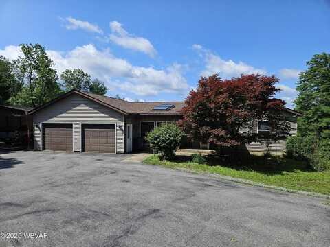 11 Mikes Peak Lane, Lock Haven, PA 17745