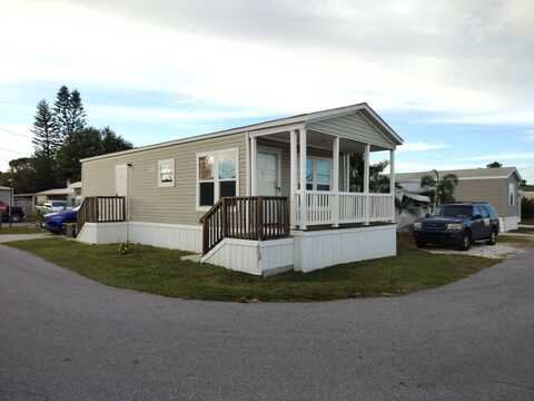 7499 46th Ave N, Saint Petersburg, FL 33709