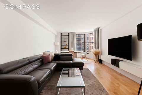 135 East 54th Street, New York, NY 10022