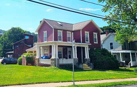 35 Church St, Oneonta, NY 13820