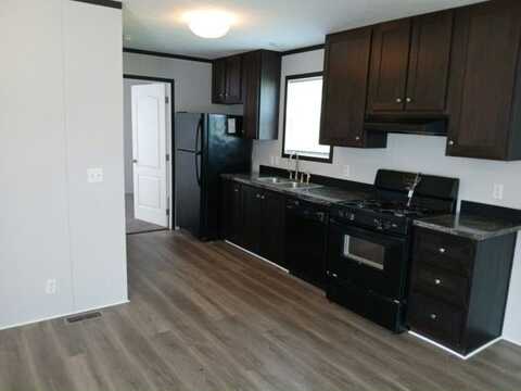 34 BELAIRE DR, Madison, WI 53713
