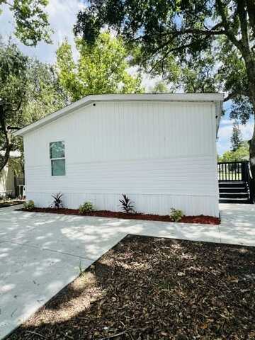 32 Dottie St, Apopka, FL 32712