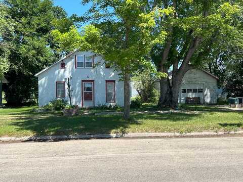 616 South State St., Bassett, NE 68714